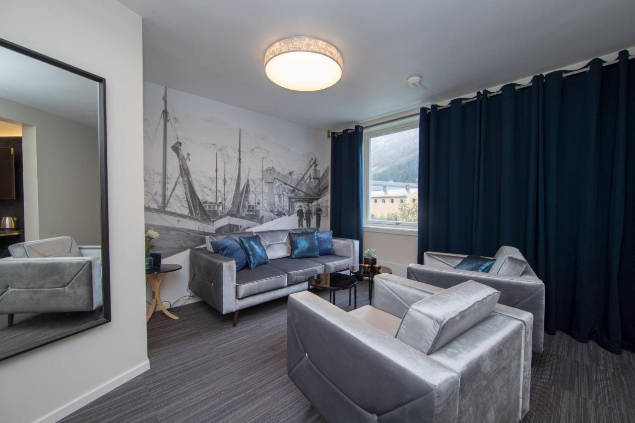 Svartisen Apartments Glomfjord Экстерьер фото